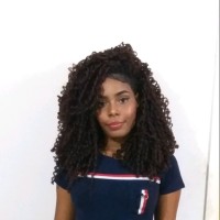 Liz Dara Lubarino Dos Santos