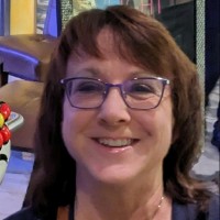 Suzanne Davis