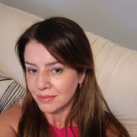 Anna Carolina Silveira Neves