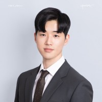 Jee Woo Hwang