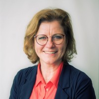 Angela Warner