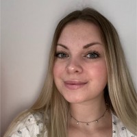 Elena Kiesel
