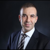 Hakan Özer