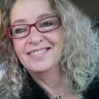 Lynette Reid