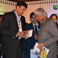 Dr. Vishal Jain ( Educator )