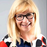 ulrike-r. hasse