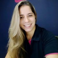 Ana Claudia Silvestre de Castro