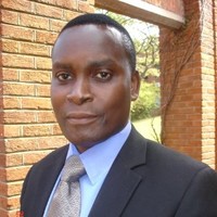Ellias Nkanaunena