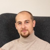 Evgeny Novoselov