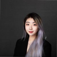 Xinyi He