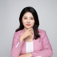 Iris Wong