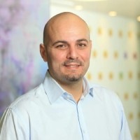 Yaniv G.