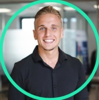Tom Beker