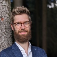 Henning Hentschke
