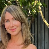 Esther Oberklaid