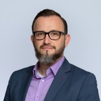 Mariusz B.