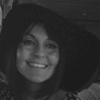 Nina Harris