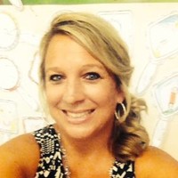 Stephanie Robbins