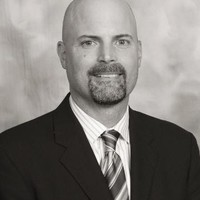 Stephen Marcino, Pe