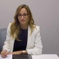 Yasmine E.