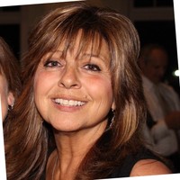 Louise Scelza