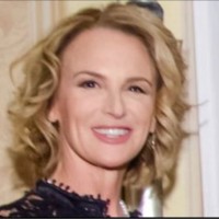 Traci Grossman, Md