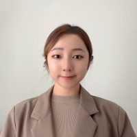 Mengqing Zou
