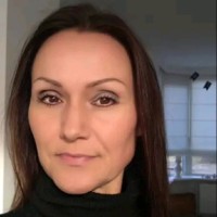 Esther De Boer