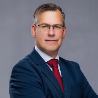 Valters Kaze, Dr.oec.