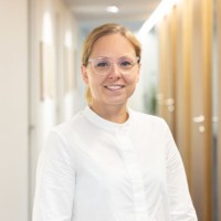 Stephanie Van De Velde
