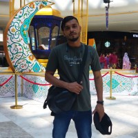 Yan Raz