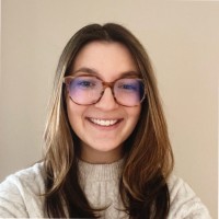 Caroline Burak, Ma