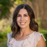 Melissa Dunn, Pe