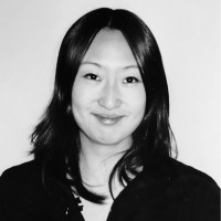 Wei W.