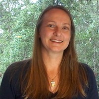 Dr Brenda Heyworth