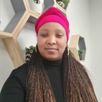 Lindelwa Khiya