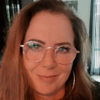 Claudia Den Bekker