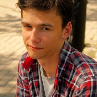 Илья Дунаев