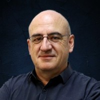Vaughan Stott