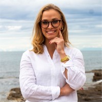 Maja Bobnar
