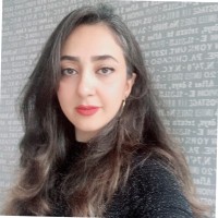 Mona Bayat