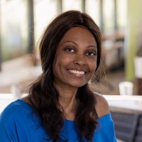 Debbie van der Veen - Bouguenon