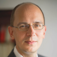 Dr. Knut Pilz