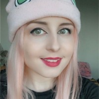 Skye R.