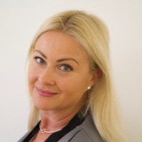 Sandra Schwarz