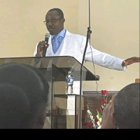 Dr. Ralph Cheriza