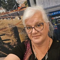 Kerry Schneider