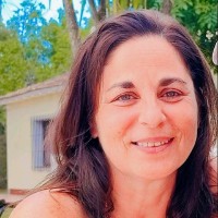 Ana Laura F.
