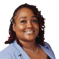 Ayana Shaw, Cam
