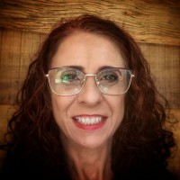 Andrea Arantes Carneiro de Castro